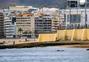 Las Canteras Mauern