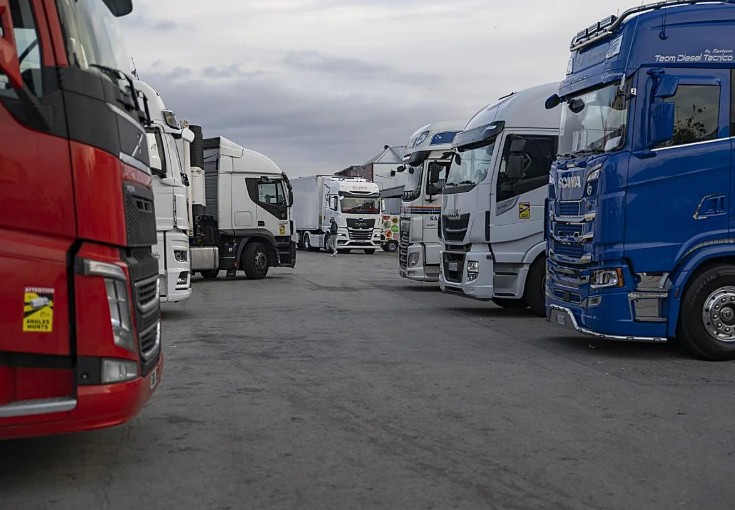 Lkw