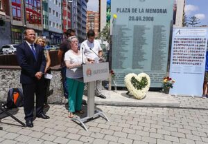 Gran Canaria-Nordost, Las Palmas: Gedenken an die Opfer des Fluges Spanair JK5022 7 Plaza de la Memoria Spanair