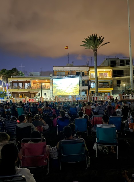 Gran Canaria-Ost, Telde: Sommerkino – ein voller Erfolg 1 Sommerkino