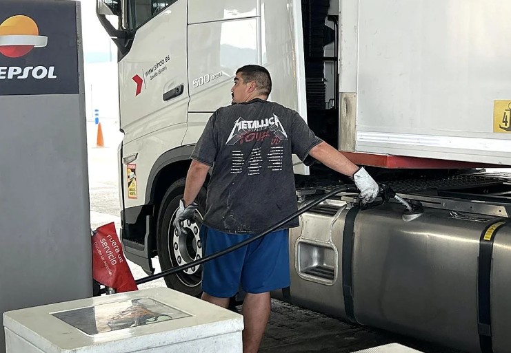 Kanarische Inseln: Mehr Hilfen für den Transport, ansonsten Verteuerung des Warenkorbs 1 Transport Tanken