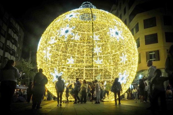 Weihnachtsbeleuchtung Santa Cruz