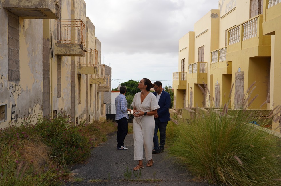 Arona viviendas estudio