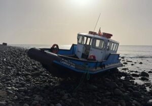 Gran Canaria-Ost, Santa Lucía de Tirajana: Aufgegebenes Boot entdeckt 9 Boot