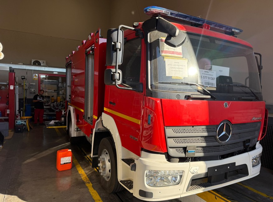 Feuerwehrauto neu