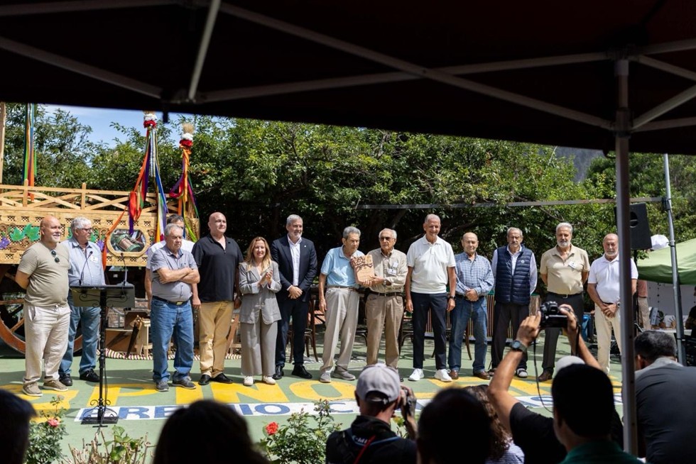 Teneriffa-Nord, La Orotava: Feierliche Eröffnung der Handwerksmesse von Pinolere 1 Pinolere Eroeffnung