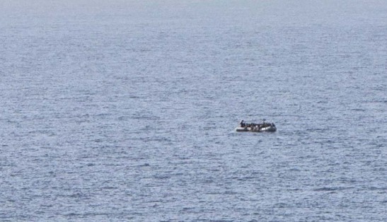 Lanzarote, Arrecife: 148 Menschen gerettet 1 Schlauchboot Fluechtlinge