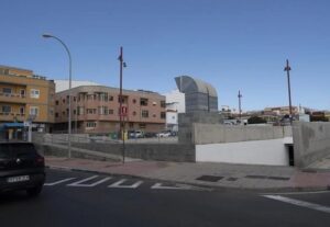 Gran Canaria-Ost, Santa Lucía de Tirajana: Parkhaus bald wieder offen? 10 parking