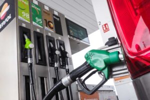 Kanarische Inseln: Teures Benzin 21 Benzin
