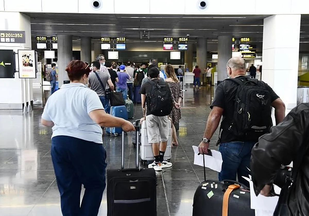 Kanarische Inseln: Flugticketpreise könnten günstiger werden 1 Fluggaeste