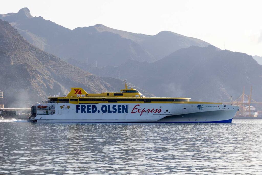 Fred Olsen Bajamar Express