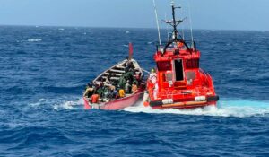 Kanarische Inseln: Mehr Unterstützung angefordert 3 Rettungsboot