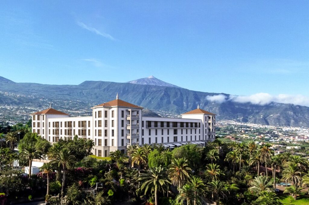 Teneriffa-Nord, Puerto de la Cruz: Erster Geburtstag 91 gran hotel taoro vista teide